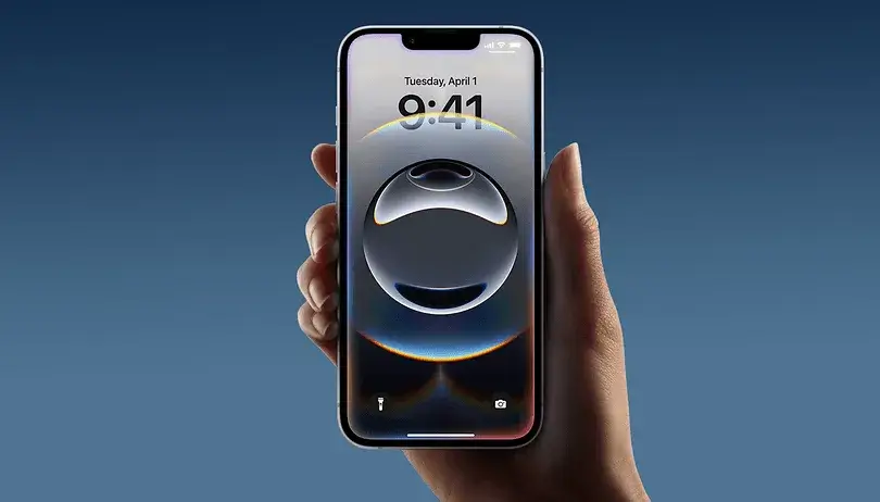 iPhone 16e